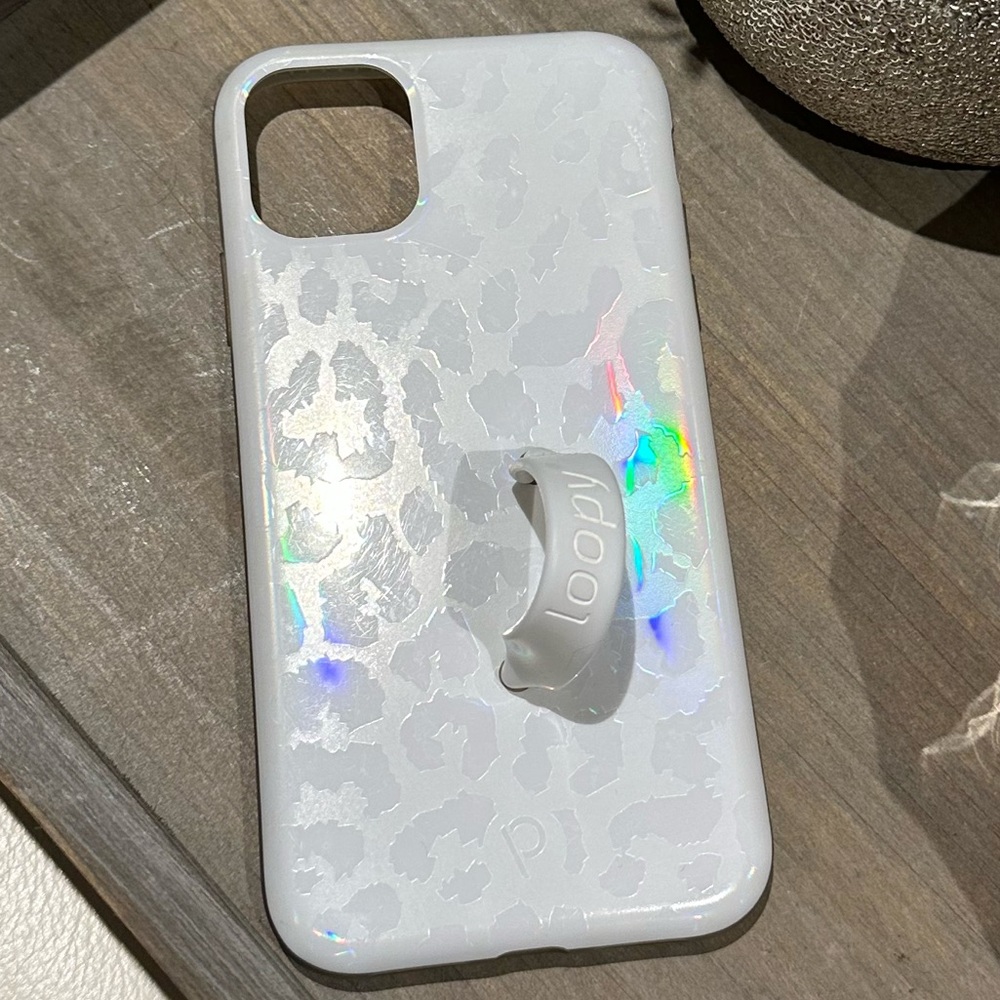 Loopy Case White Opal Leopard for iPhone 11